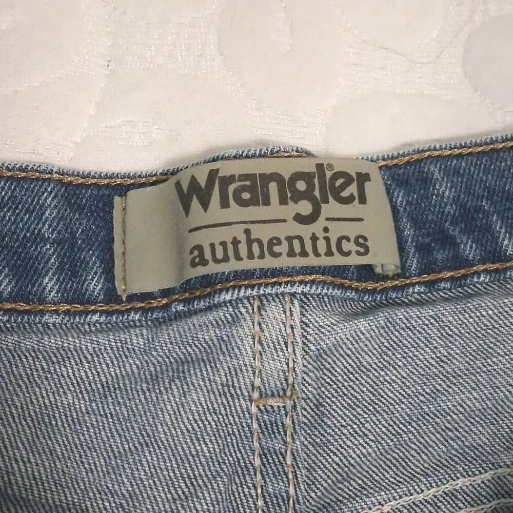 Sz 46 Wrangler Authentics Blue Denim Shorts Mens Raw Hem Heavyweight Cotton